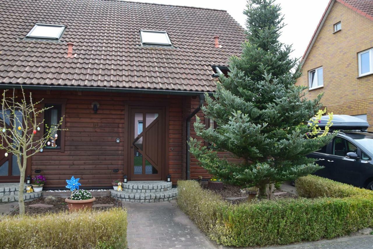 Fuenfeichener Weg 16 Apartment Eisenhuttenstadt Bagian luar foto