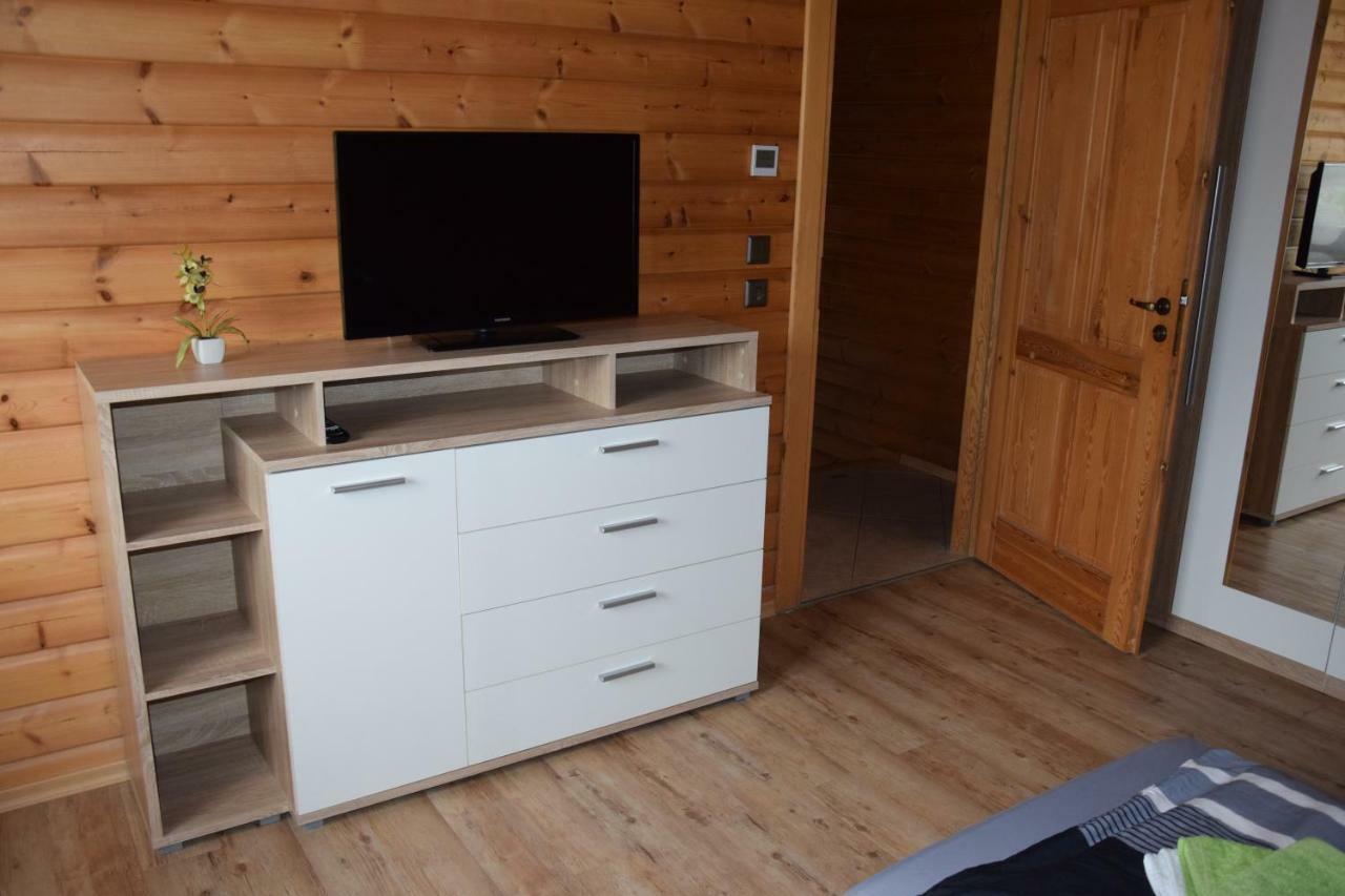 Fuenfeichener Weg 16 Apartment Eisenhuttenstadt Bagian luar foto